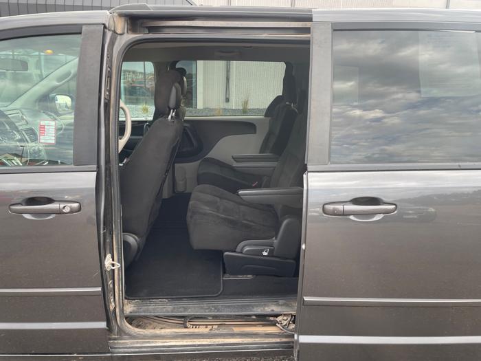 2016 dodge grand-caravan sxt with 148856 miles for sale near north-branch, minnesota 12c197c31c2a40b3824132df32012e1f.jpeg