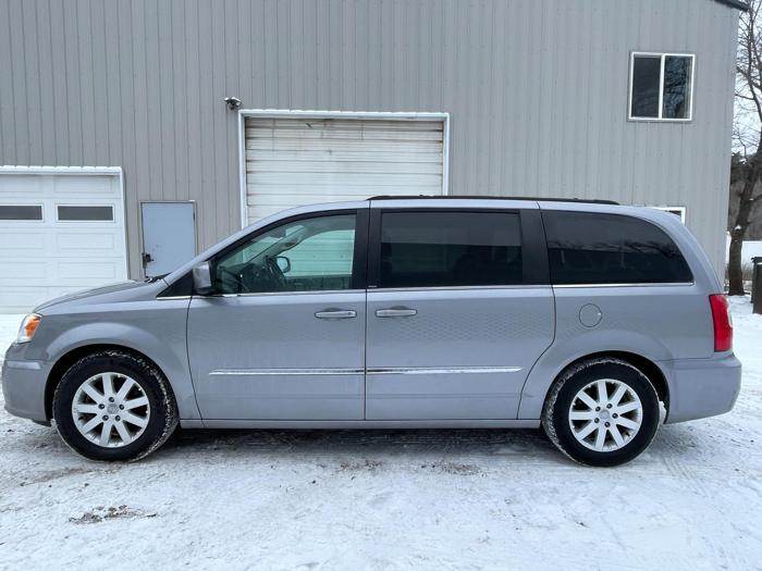 2013 chrysler town-and-country touring with 146210 miles for sale near elk-river, minnesota 12df26e524bc474bac68e931bb818e9d.jpg