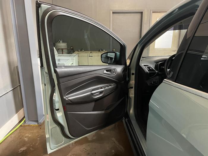 2013 ford c-max sel with 182109 miles for sale near elk-river, minnesota 12f6efdf35404548b77eb07426c5ef40.jpg