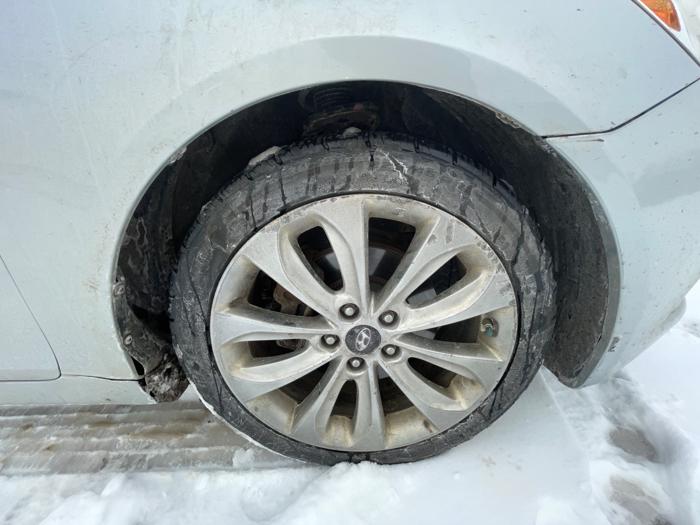 2012 hyundai sonata limited-auto with 152315 miles for sale near elk-river, minnesota 12f84ca90d5e4df7ac21fe7c52b0f3eb.jpeg