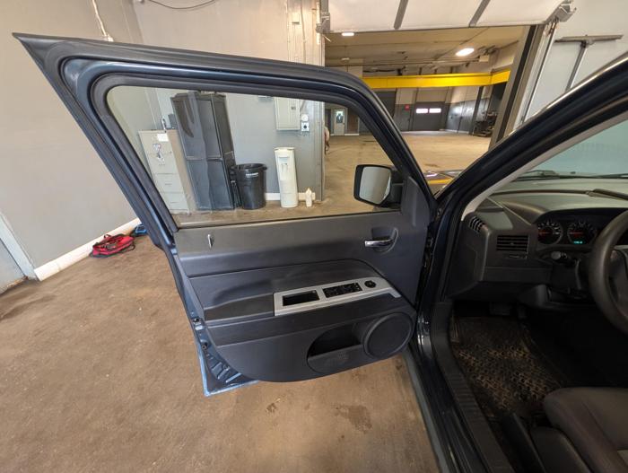 2008 jeep patriot sport-4wd with 179610 miles for sale near elk-river, minnesota 132668dae11c429face58706485a162d.jpg