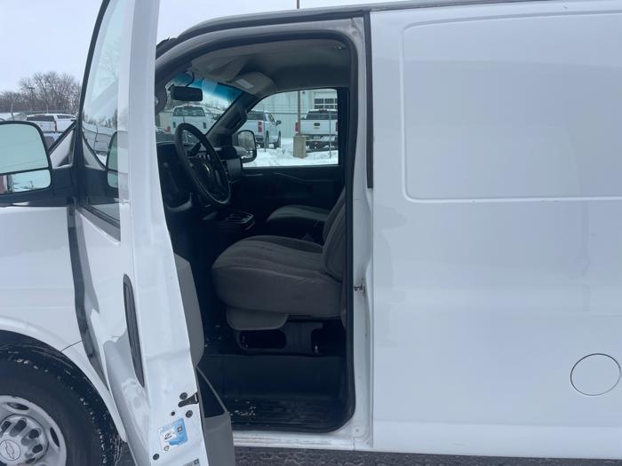 2017 chevrolet express 2500-cargo with 185549 miles for sale near annandale, minnesota 134f3479165148388bdf6d78b7af9130.jpeg