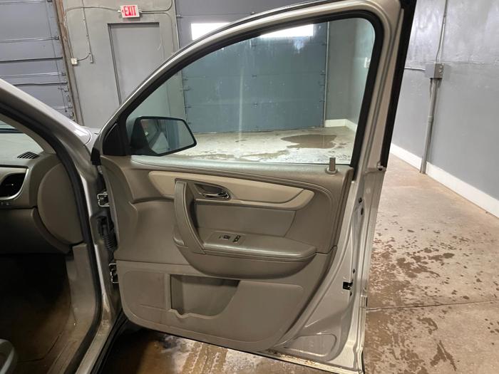 2013 chevrolet traverse ls with 186068 miles for sale near elk-river, minnesota 13630d17b3da438d94d89d0d0ca3696d.jpg