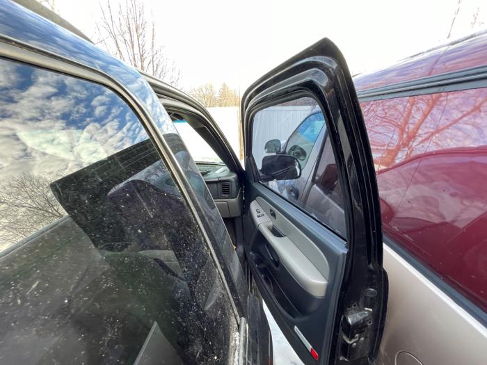 2001 chevrolet tahoe 2wd with 283729 miles for sale near elk-river, minnesota 13afee2266574807a6e039011c10ebc6.jpeg