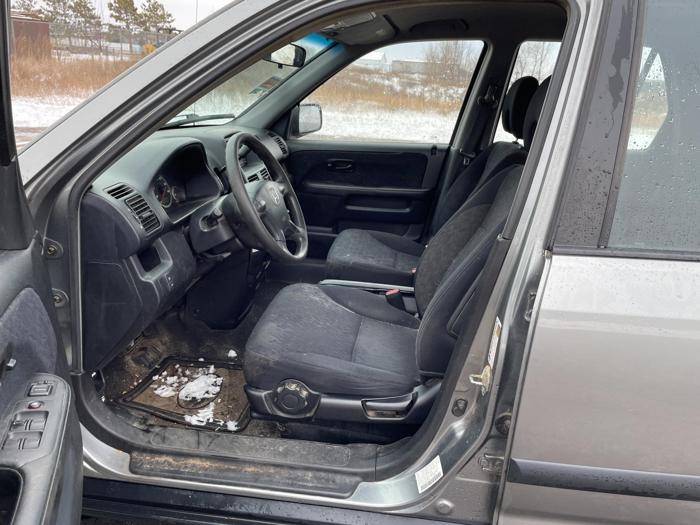 2006 honda cr-v lx with 143342 miles for sale near elk-river, minnesota 13b1aaf57ee349088b1a9d99ac23347b.jpg