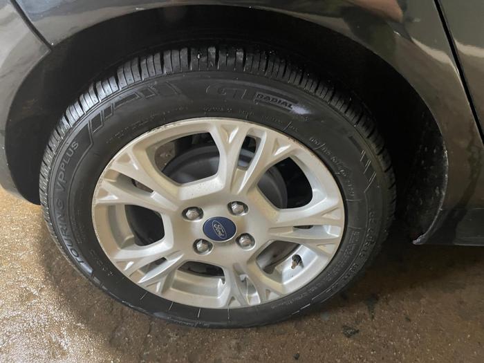 2014 ford fiesta se with 102610 miles for sale near elk-river, minnesota 13c46f593b20419689c3c578afed23f1.jpg