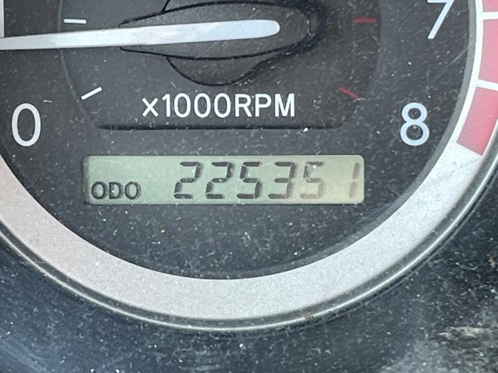 2004 toyota sienna le---7-passenger with 225351 miles for sale near fridley, minnesota 13e0ee05f76549f9ae9a60b354929faf.jpeg