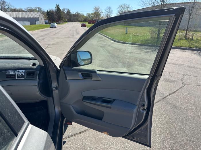 2011 subaru forester 2.5x-touring with 253876 miles for sale near elk-river, minnesota 13ea6f3bd9b44bc9b82e3fb3524f0fe9.jpeg