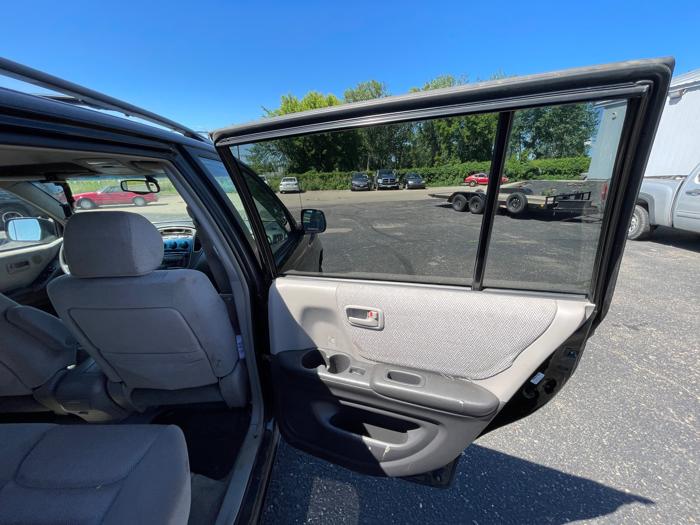 2003 toyota highlander with 200874 miles for sale near shakopee, minnesota 141c73ba6ac5410cb7437b98554cb545.jpeg