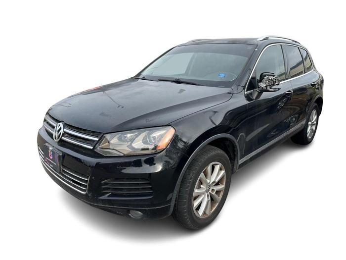 2014 volkswagen touareg vr6-lux with 142869 miles for sale near burnsville, minnesota 141f75d03d864161bc1848fa0754ef8e.jpg