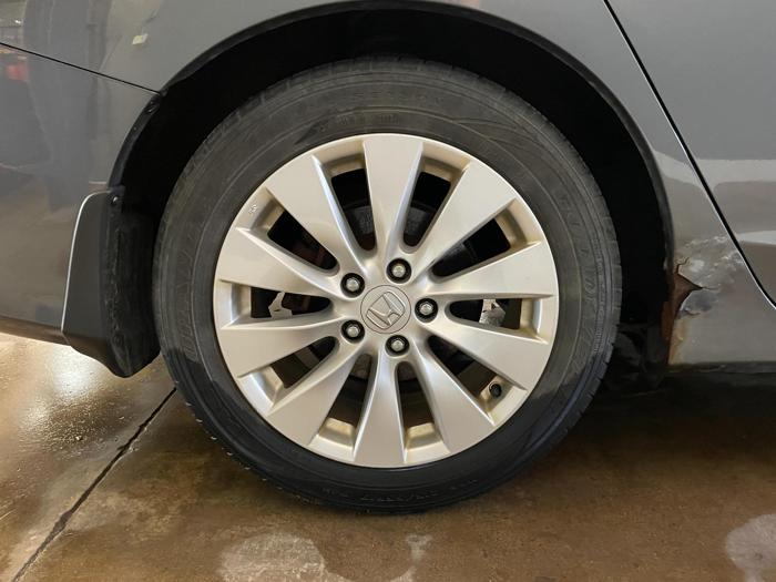 2013 honda accord ex-l-v6 with 132994 miles for sale near elk-river, minnesota 14244d57cd7b47f1b250a58f6d6caadd.jpg