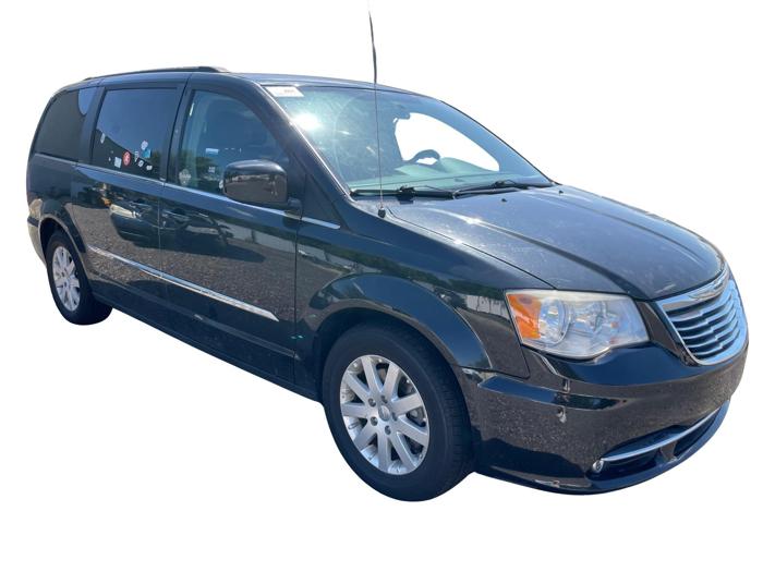 2014 chrysler town-&-country touring with 161623 miles for sale near elk-river, minnesota 1465d81813d346cb88557ef8e3bf80ab.jpg