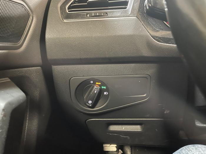 2019 volkswagen tiguan se-4motion-awd with 195548 miles for sale near elk-river, minnesota 14cd8475e5ad42c5b035a4ed1efa73a7.jpeg