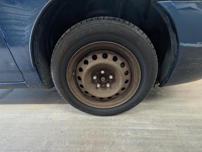 2006 toyota corolla ce with 123437 miles for sale near elk-river, minnesota 14e529eadfeb4607905ceb07b77a922b.jpg