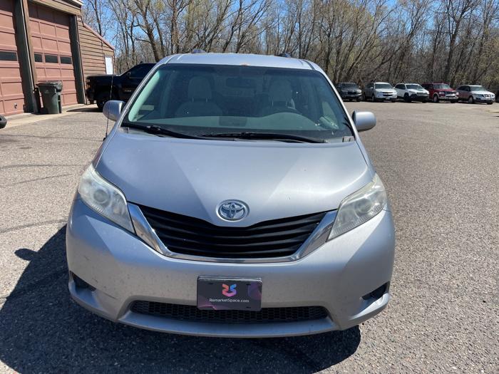 2013 toyota sienna le-fwd-8-passenger-v6 with 309236 miles for sale near brainerd, minnesota 14e6d74fa7b9491696a493798c29c88b.jpeg