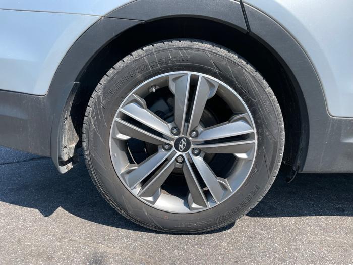2014 hyundai santa-fe gls-fwd with 178926 miles for sale near elk-river, minnesota 14ec961e1d004ed1bca5b4aef49047fd.jpeg