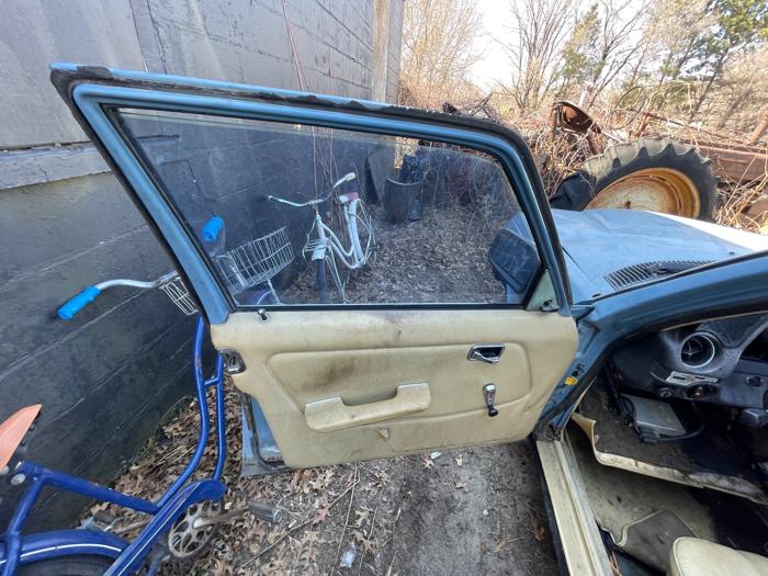 1980 mercedes-benz w123 for sale near columbus, minnesota 14f802c9e72b48328bcdd522ccd4b8e8.jpeg