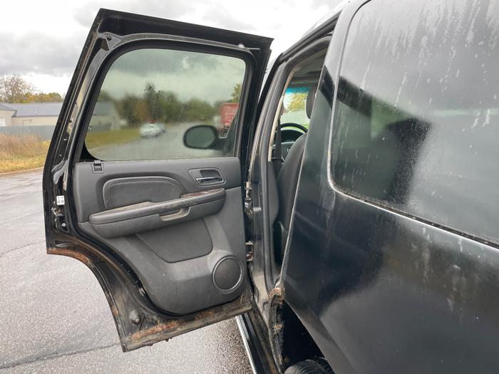 2008 gmc yukon-denali awd with 236554 miles for sale near elk-river, minnesota 14f99823eda74c6992ebe60fd7ce5cac.jpeg