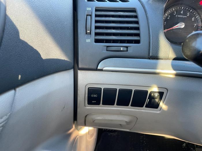 2006 hyundai sonata lx with 242932 miles for sale near elk-river, minnesota 151a17e3bcde4440847426db0bd1c748.jpg