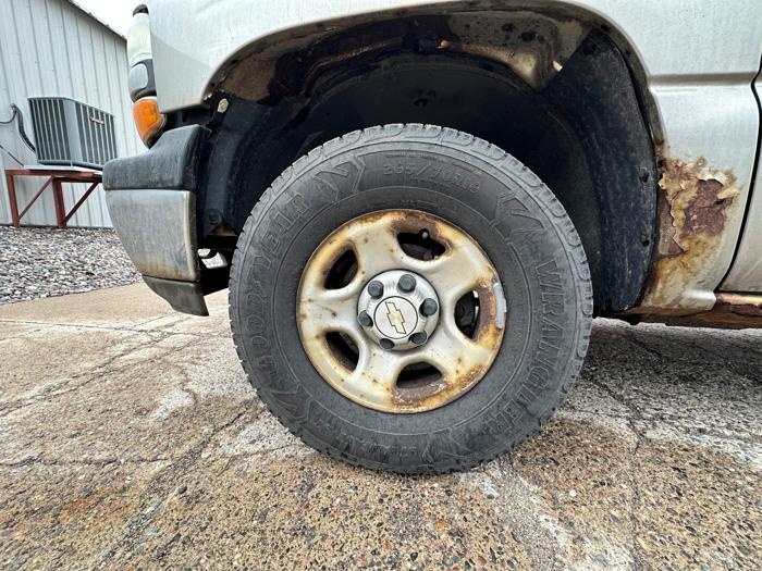 2002 chevrolet silverado-1500 short-bed-4wd with 283000 miles for sale near elk-river, minnesota 15443cdbdb264756a51666908f9ed92c.jpeg