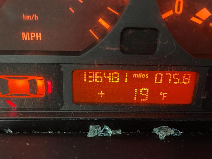 2003 bmw 325i with 136481 miles for sale near elk-river, minnesota 154ec4ec82774e49aa2cee277935d1b9.jpg