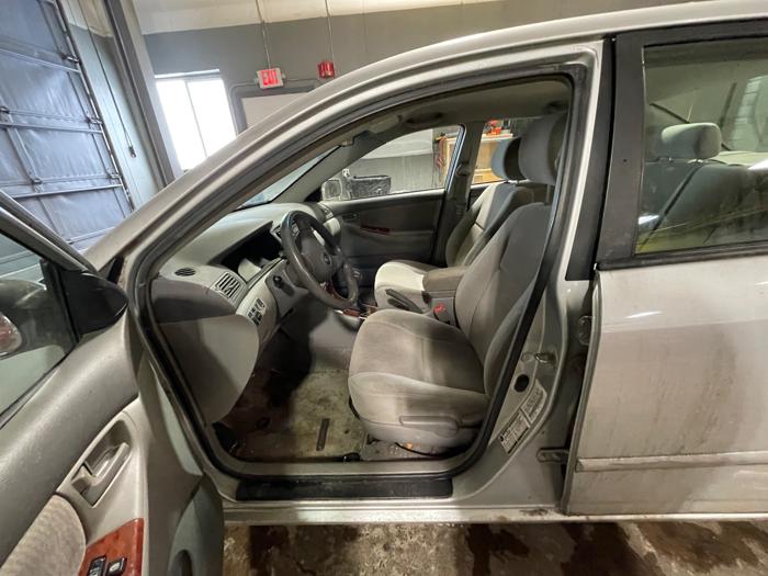 2007 toyota corolla ce with 214684 miles for sale near elk-river, minnesota 15594bb9fecc4add9b04e39f22993bac.jpeg