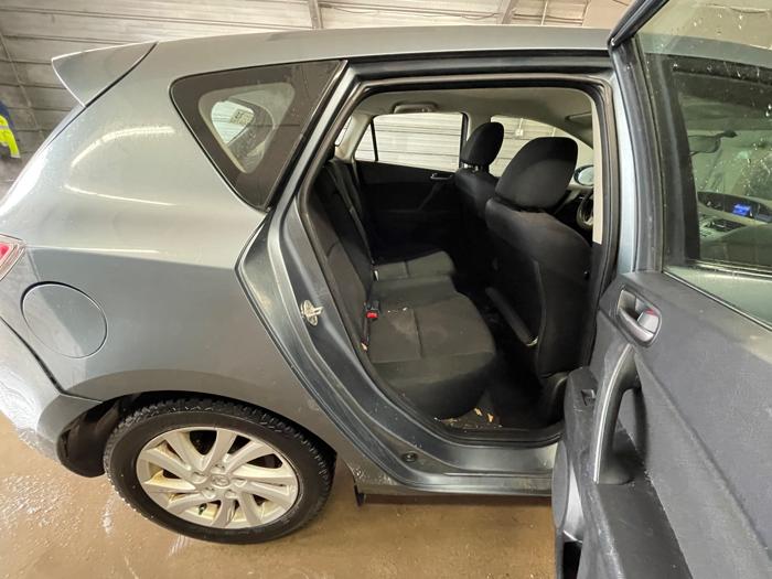 2012 mazda mazda3 i-touring-5-door with 161813 miles for sale near elk-river, minnesota 156011b71a754c3797bd4395f44a5aa7.jpeg