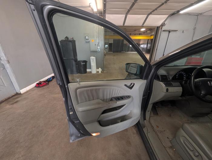 2008 honda odyssey ex-l with 245268 miles for sale near elk-river, minnesota 156040d5dca8416ca86055f096976f7b.jpg