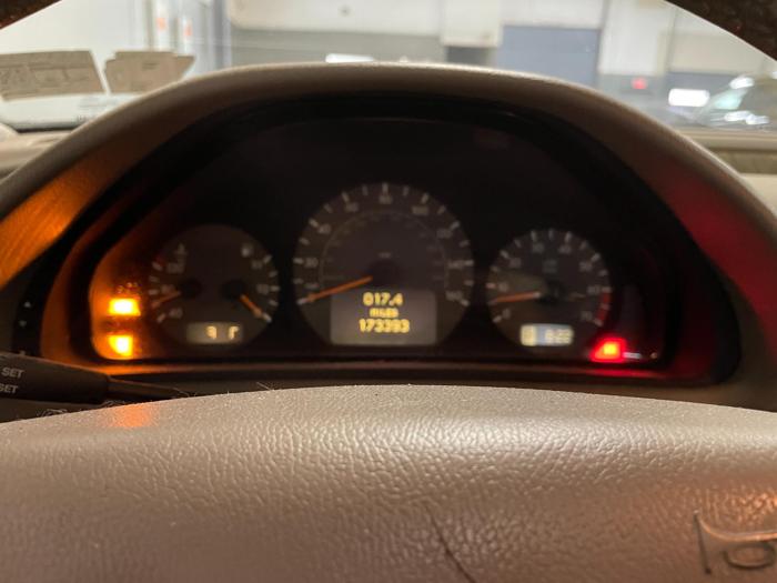 2001 Mercedes-Benz CLK-Class