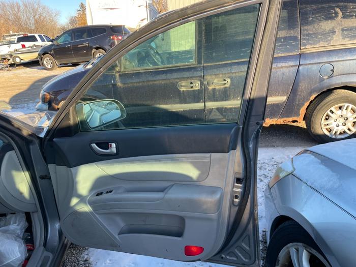 2006 hyundai sonata lx with 242932 miles for sale near elk-river, minnesota 15aa16bc22ec454897db6e278b11f5d2.jpg