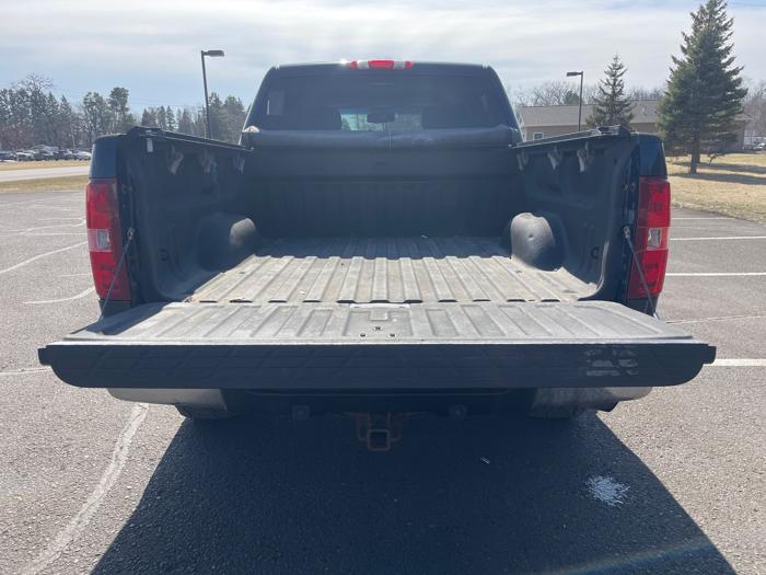 2010 chevrolet silverado-1500 lt1-crew-cab-4wd with 208999 miles for sale near columbus, minnesota 15b74417e90641eb9f6a9819fec14b7d.jpeg