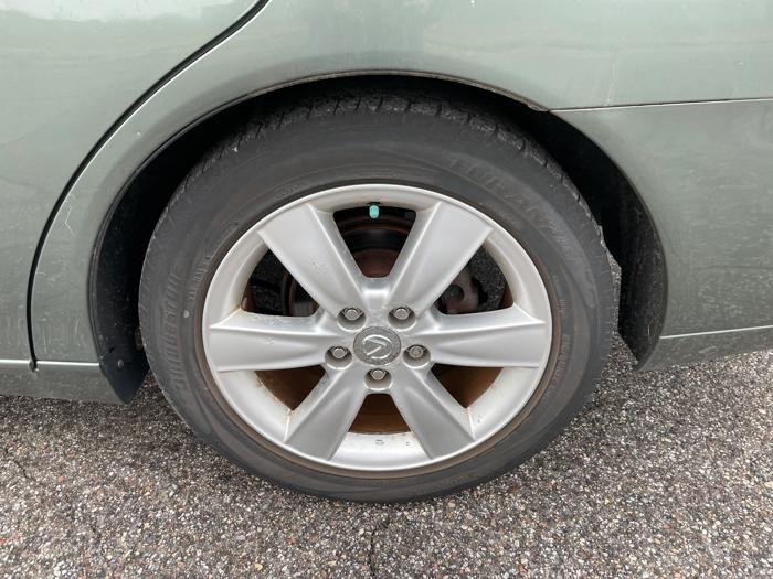 2005 lexus es-330 sedan with 122715 miles for sale near elk-river, minnesota 16006f81110a4450be4d1250f7c690a7.jpeg