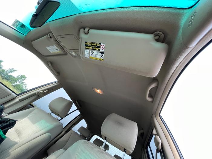 2006 toyota highlander v6-2wd-with-3rd-row-seat with 194228 miles for sale near elk-river, minnesota 160701441cf84fe3a0780cfb319028df.jpeg