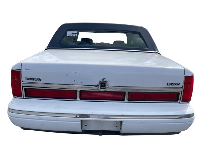 1997 lincoln town-car executive with 293168 miles for sale near elk-river, minnesota 1614fcc588c64341ad4b03d9b168adae.jpg