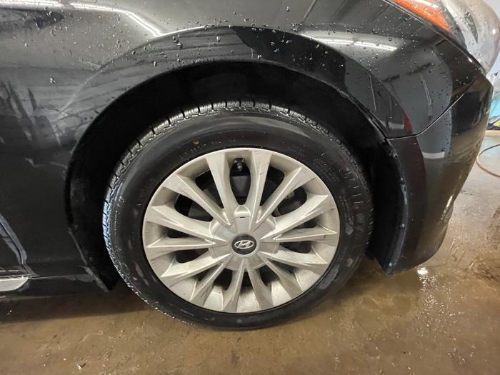 2015 hyundai sonata sport with 214808 miles for sale near elk-river, minnesota 1636b740c838487fa60096d3c9543c80.jpeg