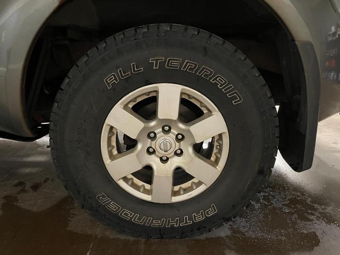 2005 nissan frontier nismo with 238583 miles for sale near elk-river, minnesota 164a7bf3c7024b3d90893686c7b6438c.jpg