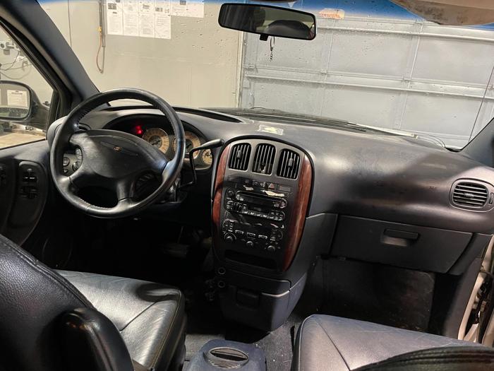 2001 chrysler town-and-country lxi with 235481 miles for sale near elk-river, minnesota 1674e9e31ce346e093ed895a74627120.jpg