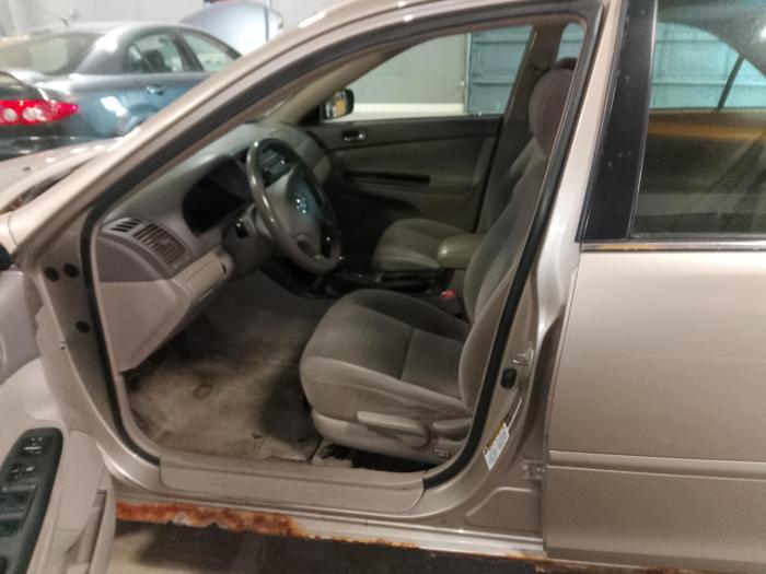 2005 toyota camry le with 316008 miles for sale near elk-river, minnesota 167710e0780548f3b89efb2509d26089.jpg