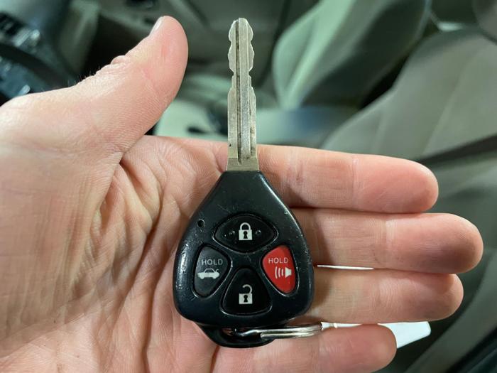 2009 toyota camry base with 225479 miles for sale near elk-river, minnesota 1691410caec544aaaf8eda8f5ac6d957.jpg