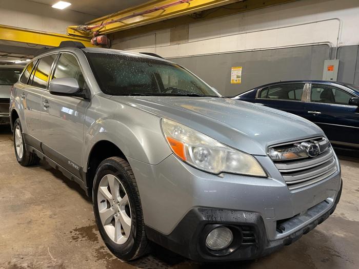 2013 subaru outback premium with 173412 miles for sale near elk-river, minnesota 16ac8b8de72d46d4a7c0ea82f3888cd2.jpg