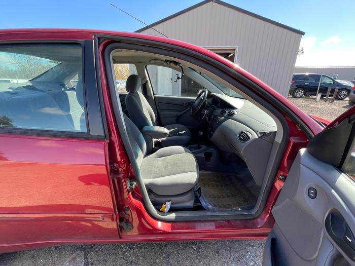 2004 ford focus se with 120483 miles for sale near elk-river, minnesota 16b56fc574f5480aaf785d75361af3d8.jpeg