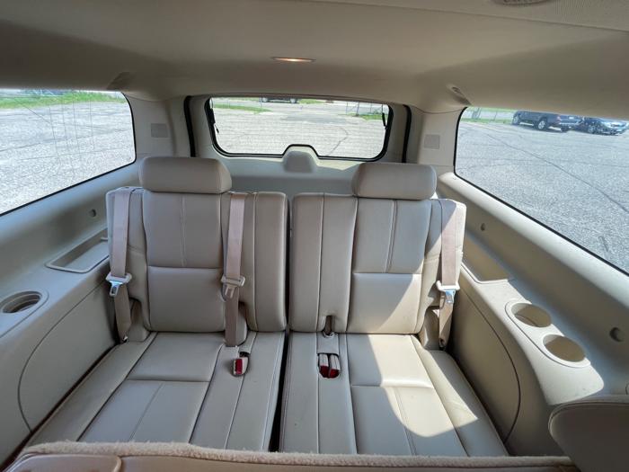 2010 chevrolet suburban lt-1500-4wd with 193782 miles for sale near annandale, minnesota 1703e468b833405fa4c2f0f2cb26b639.jpeg