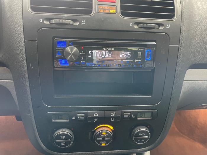 2006 volkswagen jetta 2.5l with 186063 miles for sale near elk-river, minnesota 1744a45e3a8a41f2ad7415a027cd5cc6.jpeg