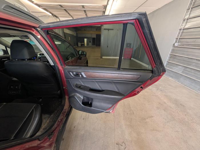 2019 subaru outback 2.5i-limited with 252834 miles for sale near elk-river, minnesota 174d0788195a4b9ea9b7556fbece8629.jpg