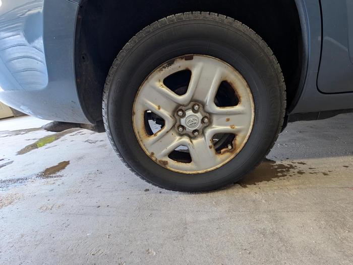 2010 toyota rav4 base-i4-4wd with 209322 miles for sale near elk-river, minnesota 176136d05eba41568e2c1be12f31e05e.jpg