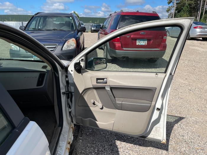 2009 ford focus s-sedan with 120973 miles for sale near elk-river, minnesota 1774cce17e304ae8a205313b00072802.jpeg