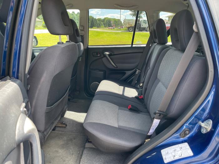 2005 toyota rav4 4wd with 195201 miles for sale near elk-river, minnesota 17f96e04d65146fd93757c9eb88effea.jpeg
