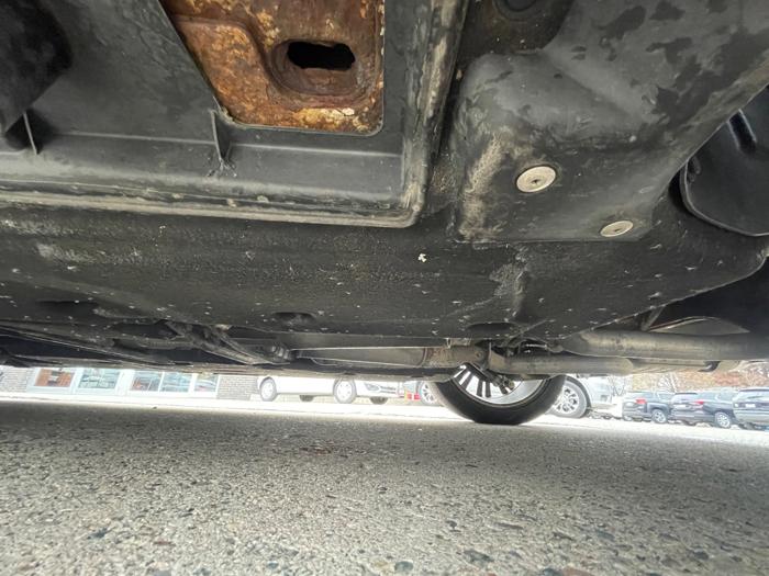 2013 chrysler 300 s-v6-rwd with 99103 miles for sale near saint-paul, minnesota 1826b2779cf64b3894bd33327cf5a250.jpeg