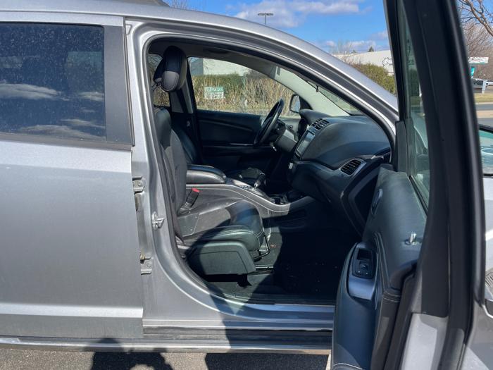 2015 dodge journey crossroad-awd with 176886 miles for sale near burnsville, minnesota 1832787931a445b2b85845396d950652.jpeg