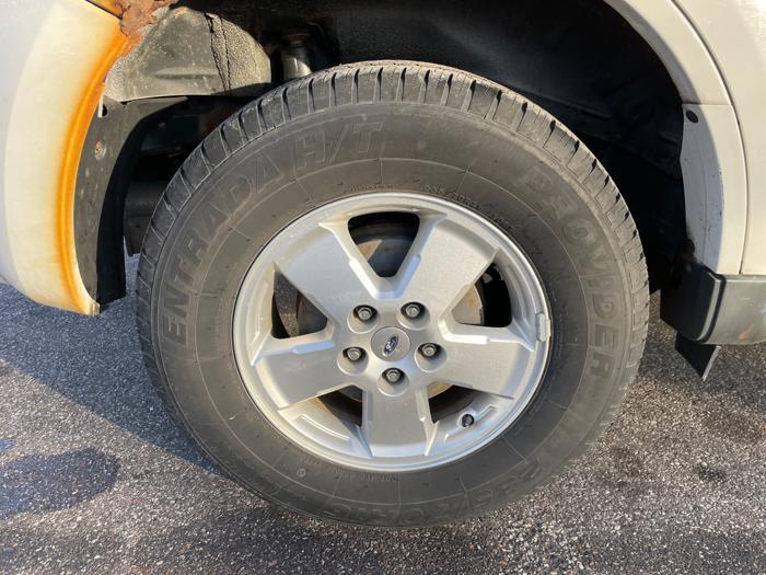 2011 ford escape xlt-fwd with 106955 miles for sale near elk-river, minnesota 1864073b77d9402aa64f460ec8f747a5.jpeg